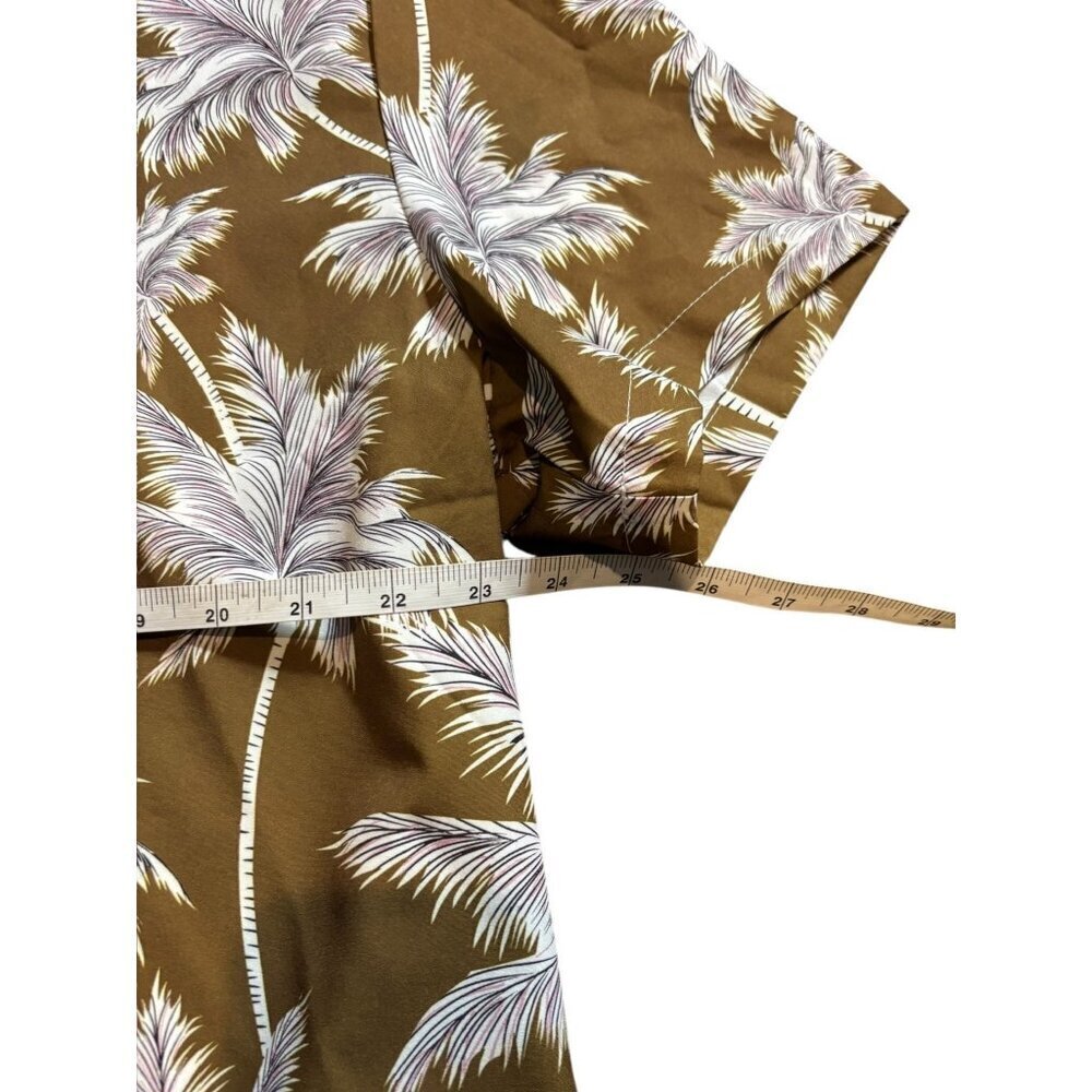 Men's Short-Sleeve With Brown & White Palm Trees Button-Down Shirt - Picture 5 of 7